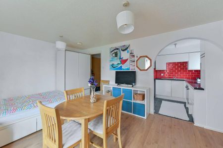 Studio to rent - Photo 5