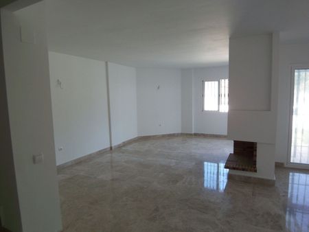 Alquiler de chalet adosado en La Dama de Noche-La Alzambra - Photo 3