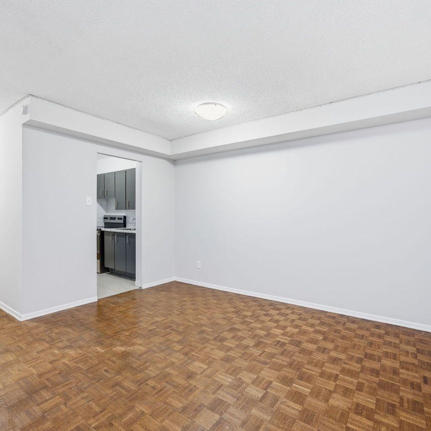 For Lease - 2350 Dundas Street Unit# 2709A, Toronto, Ontario - Photo 1