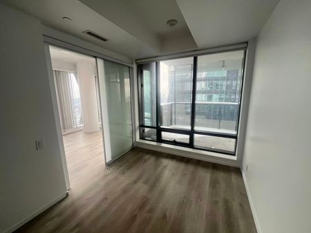 For Lease - 5 St Joseph Street Unit# 3702, Toronto, Ontario - Photo 3