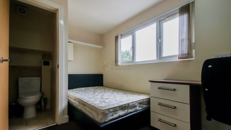 260 Tiverton Road - Photo 4