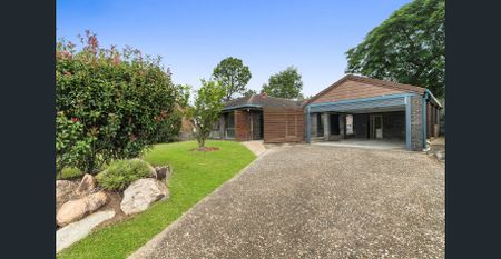 Comfortable 3 Bedroom Home in Jamboree Heights - Photo 4