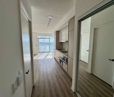 For Lease - 8 Interchange Way Unit# 810, Vaughan, Ontario - Photo 1