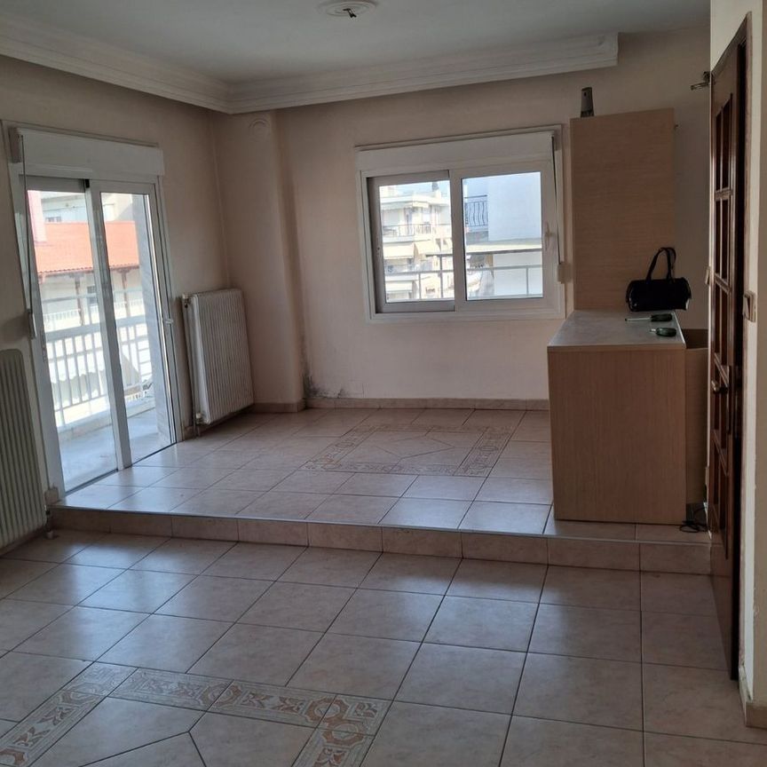 Διαμέρισμα για ενοικίαση - Ελευθέριο-Κορδελιό, - Photo 1