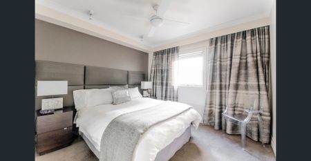 Stunning! Fully furnished in the heart of Carlton - Photo 4