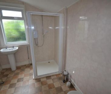 3 bedroom terraced house to rent - Photo 6