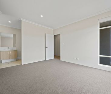 Spacious Coastal Living Designed for the Modern Family - Photo 6