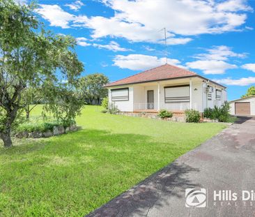 Three-Bedroom Home on a Huge Block - Ideal for Tradesperson - Photo 4