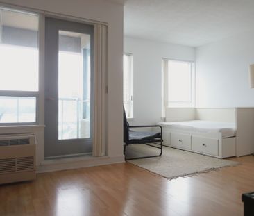 For Lease - 19 Avondale Avenue Unit# LPH14, Toronto, Ontario - Photo 1