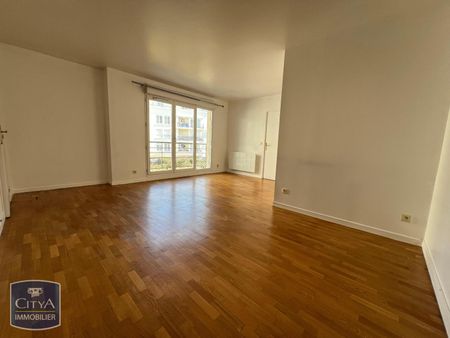Location Appartement 2 pièces 45m² ST CYR L ECOLE 78210 - Photo 2