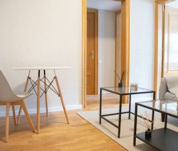 Carrer d'Aragó, Barcelona, Catalonia 08009 - Photo 3