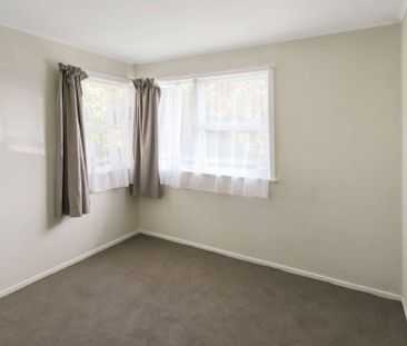 Fully Renovated Three Bedroom House! - Photo 3