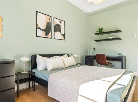 Avenida de Sidónio Pais, Lisbon, Lisbon 1050-215 - Photo 5