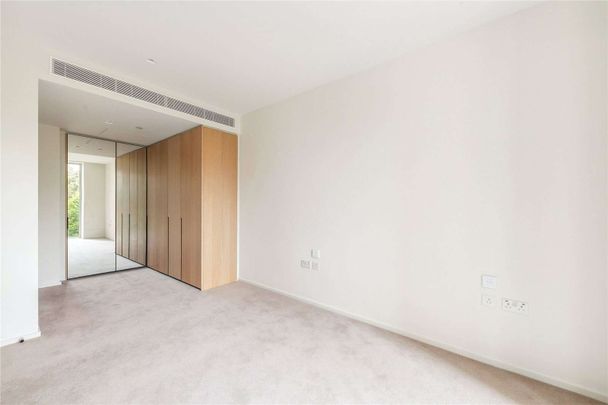 Bright one bedroom apartment in Lillie Square. - Photo 1