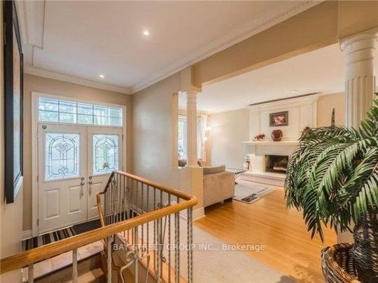 For Lease - 1588 Truscott Drive, Mississauga, Ontario - Photo 1