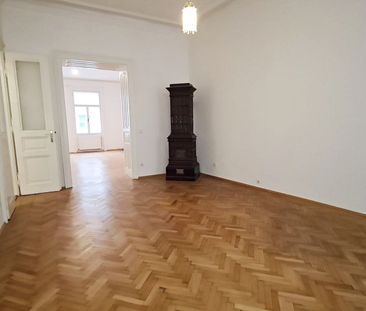 INNENSTADTLAGE, Spiegelgasse, 95 m2 Altbau mit Balkon, 2 Zimmer, Ko... - Photo 3