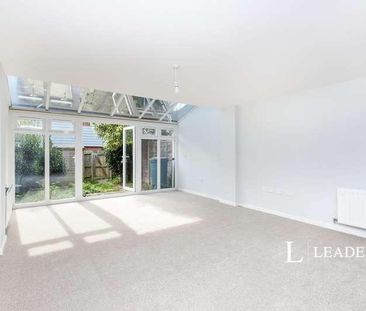 Weavers Close, BN21 - Photo 5