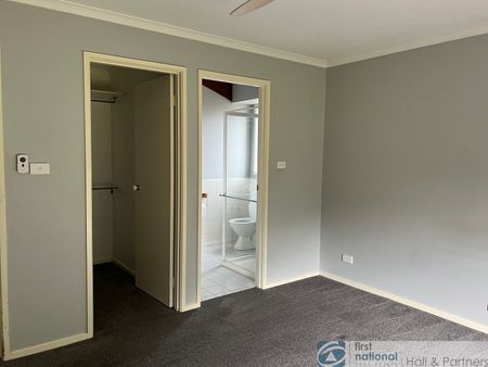 3 Dalbury Place, 3805, Narre Warren Vic - Photo 2