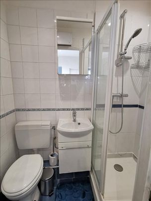 2 pièces - Meublé - 32,3 m² - RDC - Colocation non autorisée - Photo 1