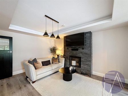 3 bedroom semi-detached house to rent - Photo 5