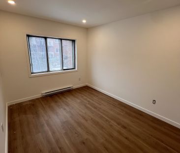 5½ neuf | 3 ch. | Parc-Extension | 1 mois gratuit - Photo 2