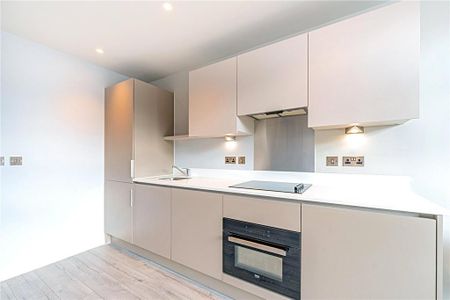 Studio to rent - Photo 5