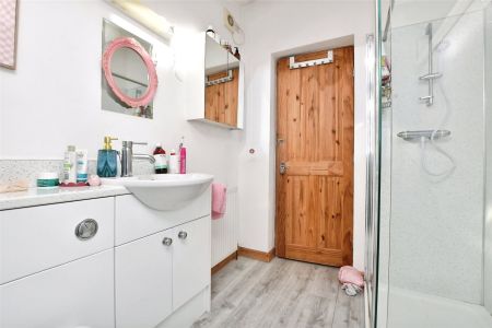 Victoria Place, Exmouth, Devon, EX8 - Photo 3