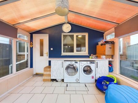 4 Bed Terraced House, Skipton Circus, NG3 - Photo 4