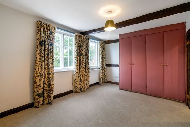 6 bedroom detached house to rent - Photo 1