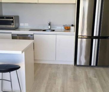 Modern two bedroom apartment - Photo 3