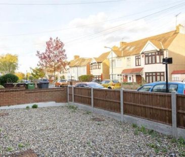 2 Bedroom Flat To Let - Photo 1