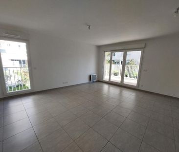 location Appartement T3 DE 65.4m² À MARSEILLE - Photo 2