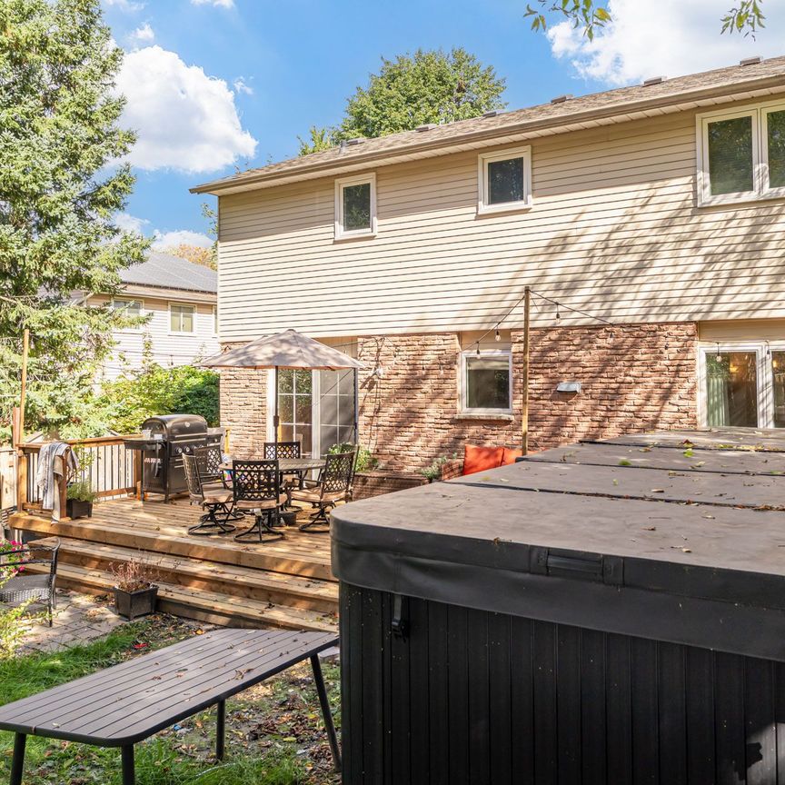 For Lease - 96 Rutledge Avenue, Newmarket, Ontario - Photo 1