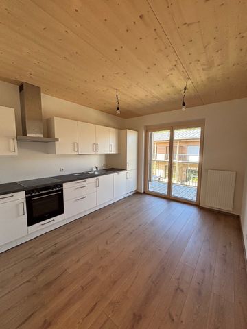 ERSTBEZUG - Großzügige 4-Zimmer-Wohnung in ruhiger Lage mit Balkon - Photo 5