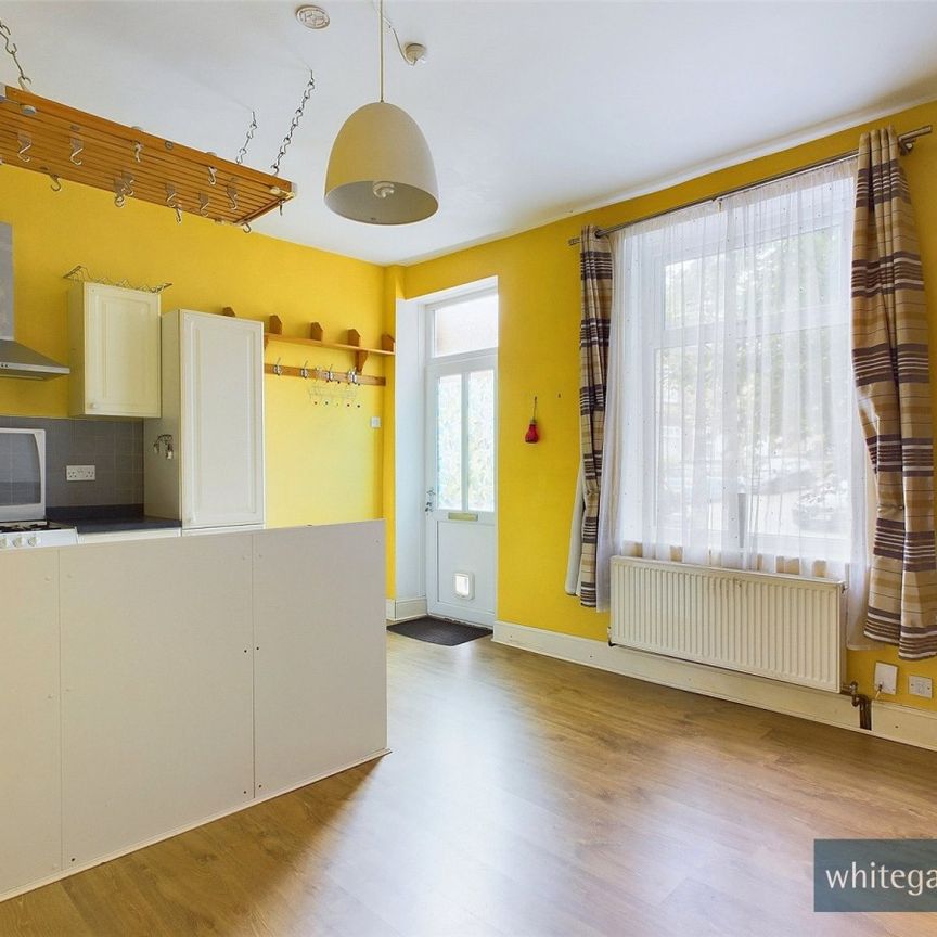 Thornton Lane, Bradford, West Yorkshire, BD5 - Photo 1
