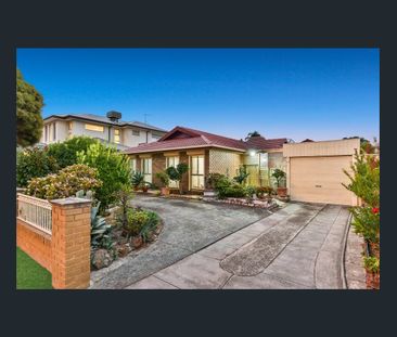 Spacious Family Living with Multiple Zones - Photo 5