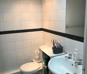 1 Bed Flat, Withington Road, M16 - Photo 5