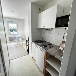 Location Appartement 1 pièce 28m² MONT DE MARSAN 40000 - Photo 3
