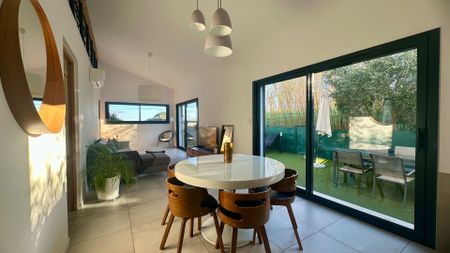 Collines de St Laurent du Var Maison jumelée meublée 3/4 pièces 70 m2 - Photo 3