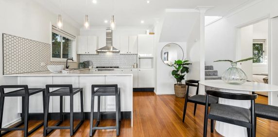 Beautifully Renovated Freestanding Home in a Prime Location - Photo 2