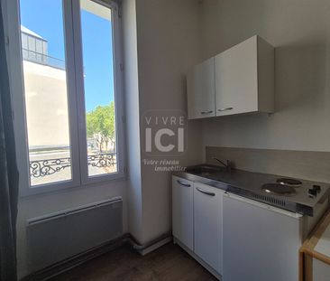 STUDIO Angers 1 pièce(s) 13.6 m2 - Photo 2