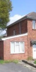 5 Bed Semi-Detached House, Woodcote Road, SO17 - Photo 4