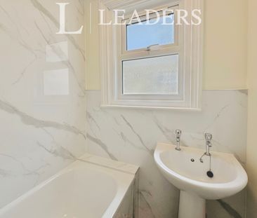 3 bedroom maisonette to rent Victoria Street, Felixstowe, IP11 - Photo 1