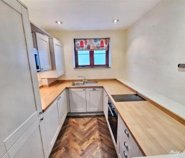 2 bedroom barn conversion to rent - Photo 6