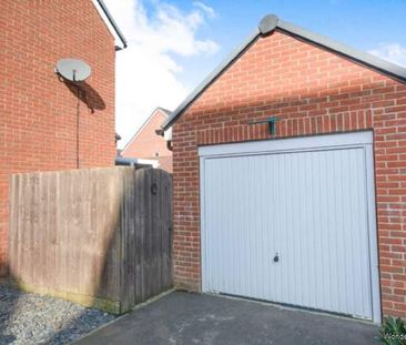 3 bedroom property to rent in Amersham - Photo 3