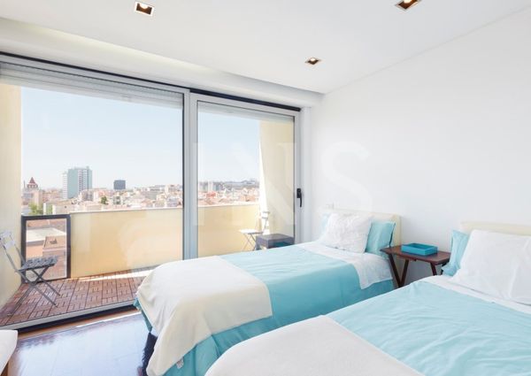 Apartamento T5 em Lisboa