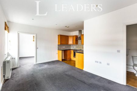 1 bedroom flat to rent - Photo 2