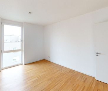 Wohnen in der Johannesvorstadt: 3-Zimmer-Wohnung mit Balkon - Foto 2