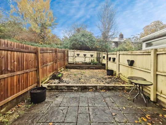 3 bedroom townhouse to rent - Photo 1