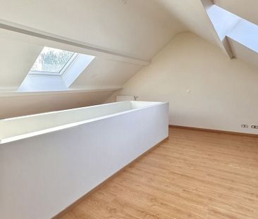 Woning te huur in Grand-Hallet voor € 1.300 met 5 slaapkamers - Photo 3